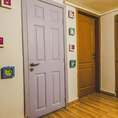 Apartment Center 1
