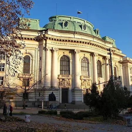 Center 1 * Sofia